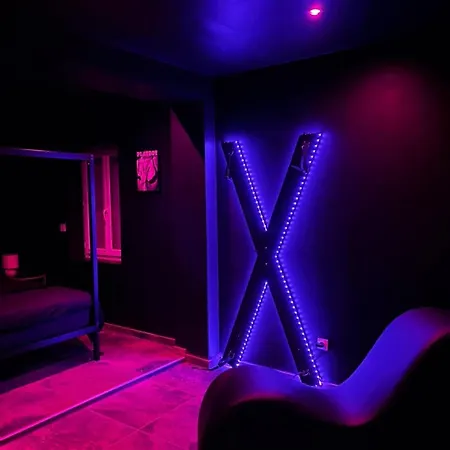 Love Room Et Spa Privatif-3